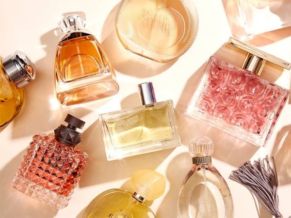 Ontdek goedkope parfum met gelaagde, aromatische composities